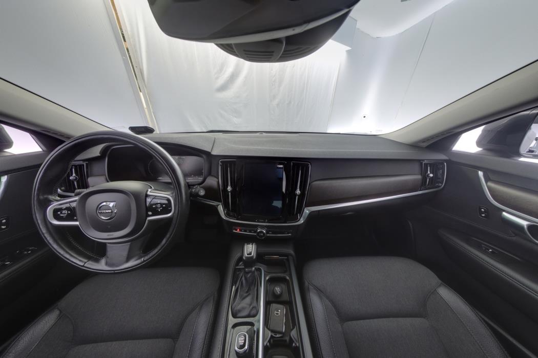 VOLVO V90 Cross Country 2019