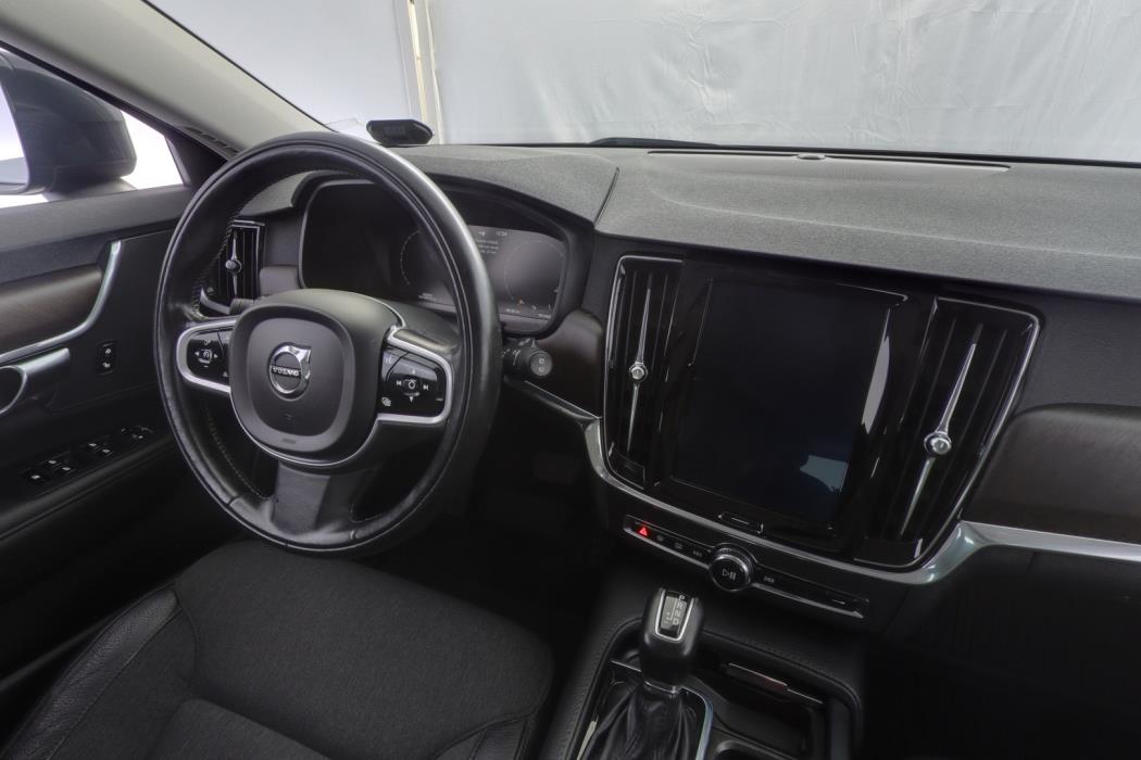 VOLVO V90 Cross Country 2019