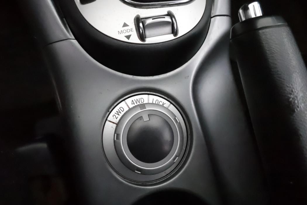 MITSUBISHI Outlander 2012