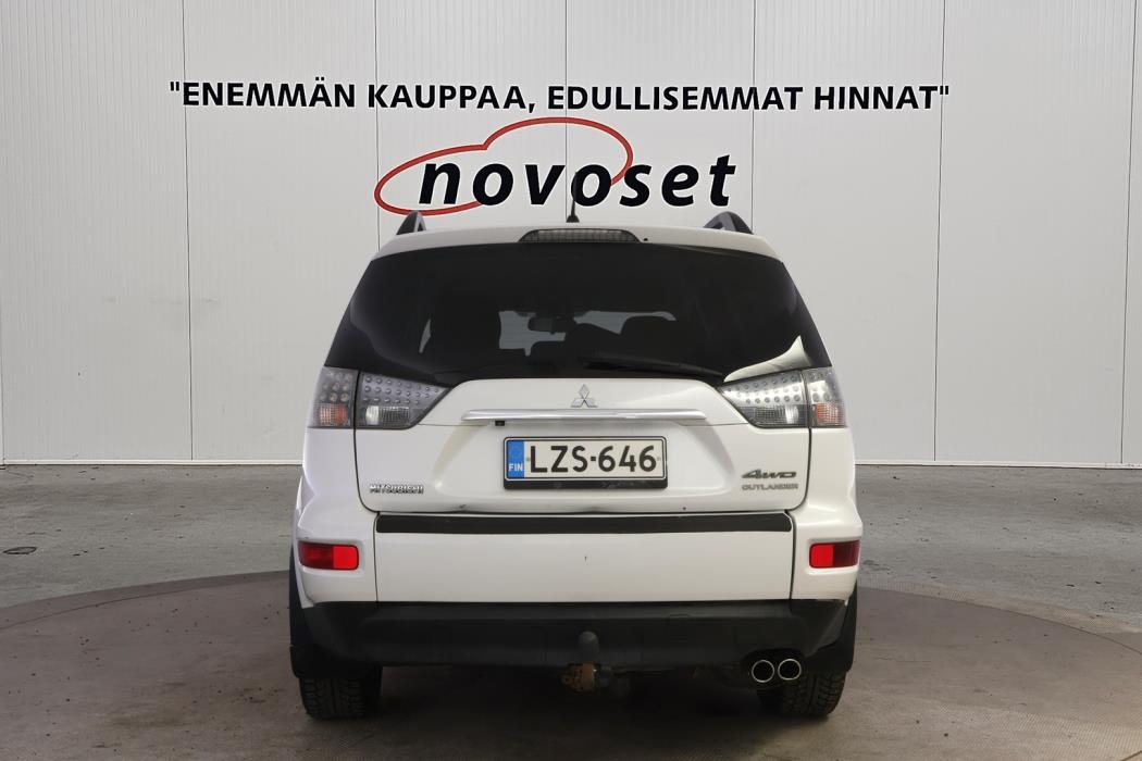 MITSUBISHI Outlander 2012