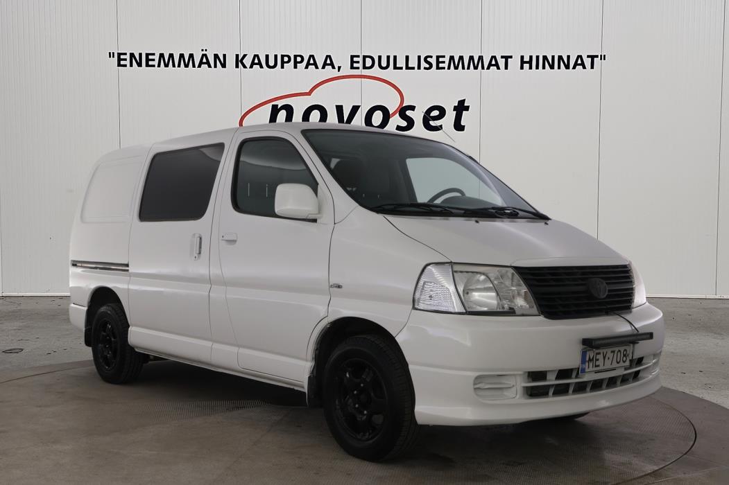 TOYOTA Hiace 2008