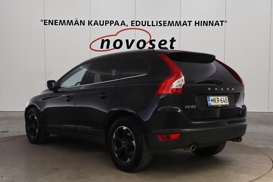 VOLVO XC60 2012