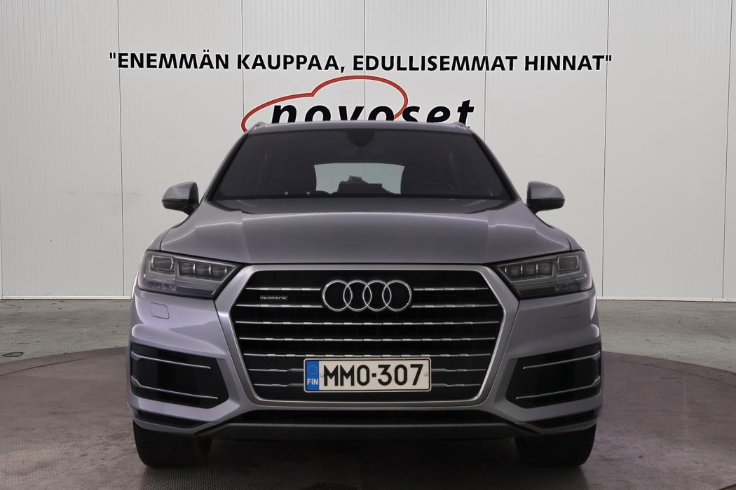 AUDI Q7 2016