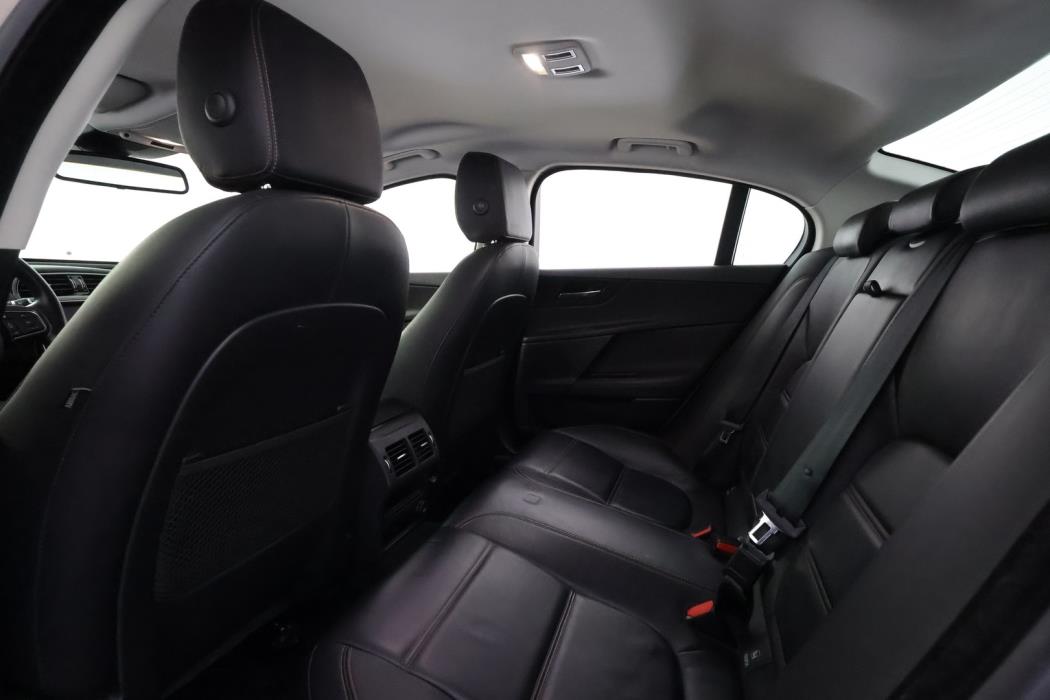 JAGUAR XE 2016