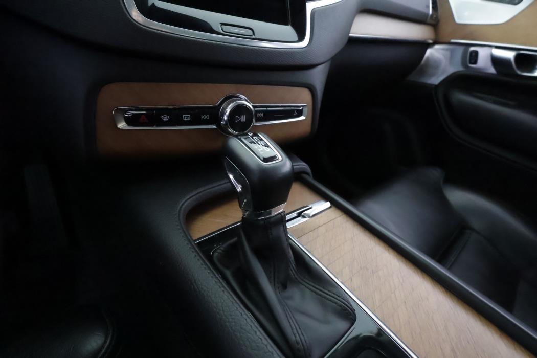 VOLVO XC90 2018