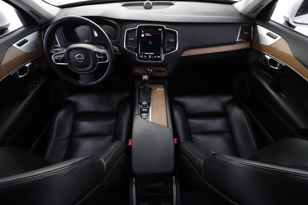 VOLVO XC90 2018