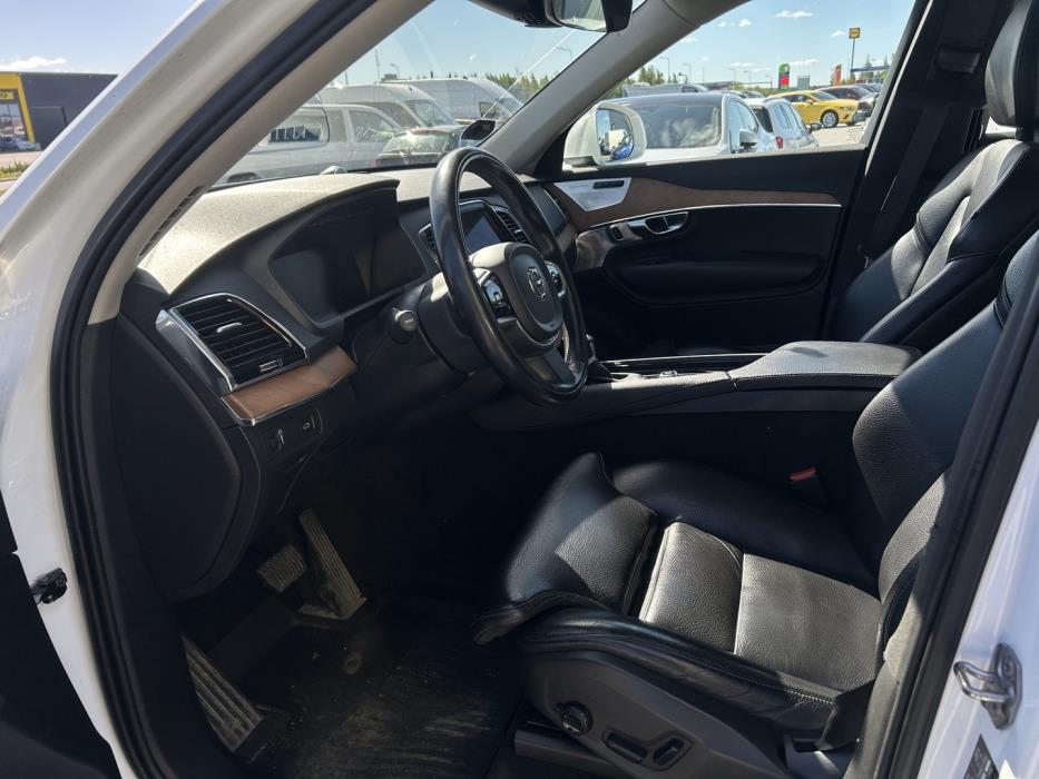 VOLVO XC90 2018
