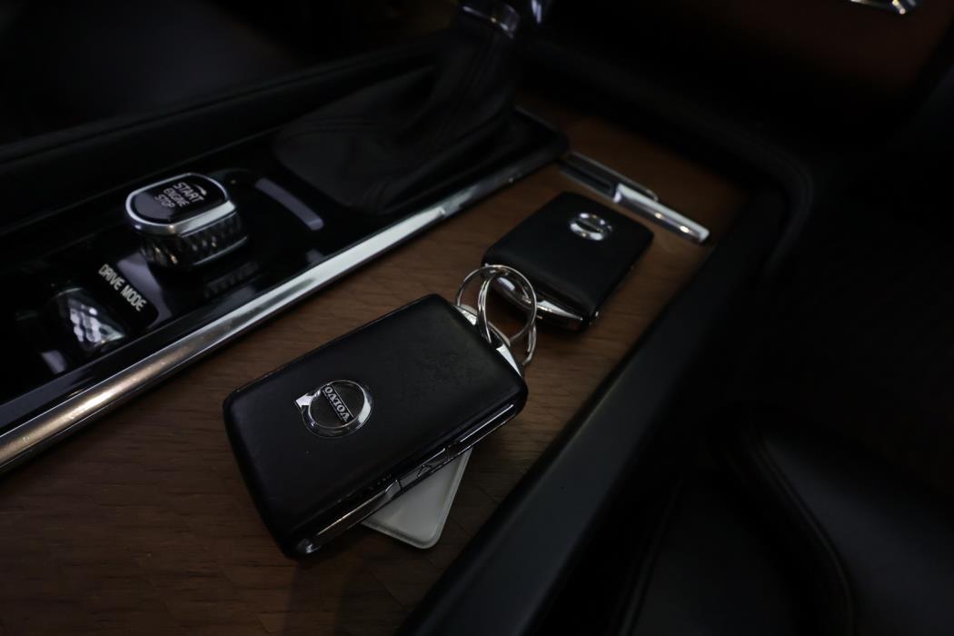 VOLVO XC90 2018
