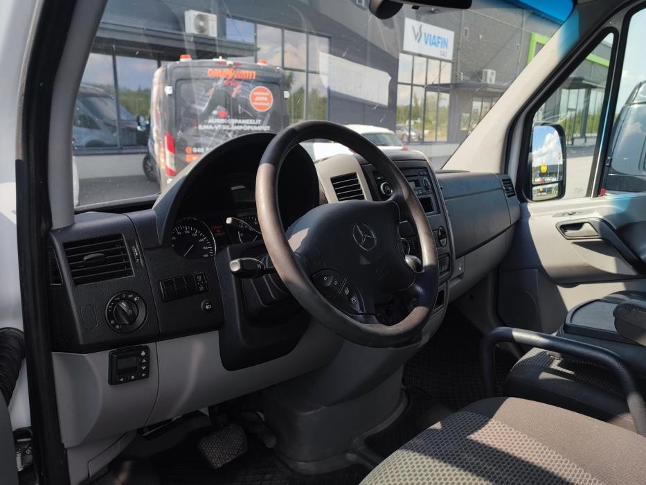 MERCEDES-BENZ Sprinter 2013