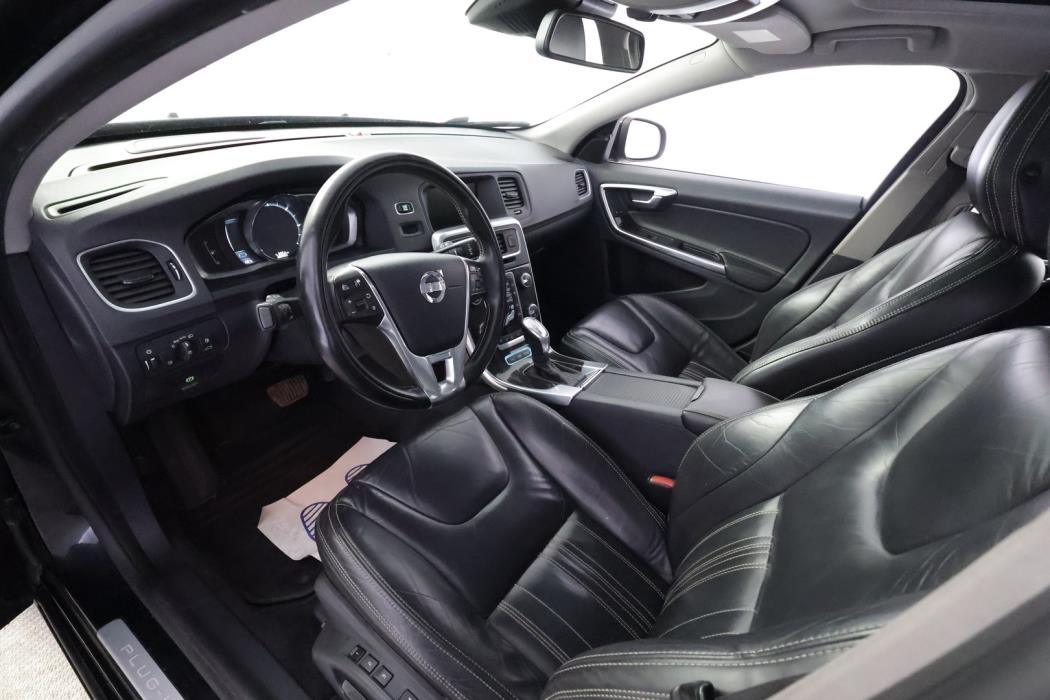 VOLVO V60 2013