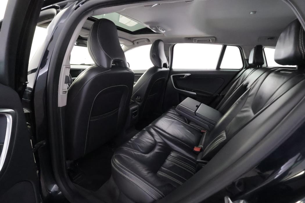 VOLVO V60 2013