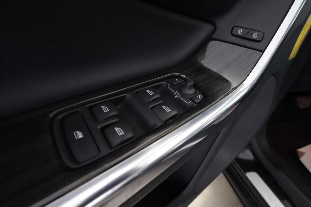 VOLVO V60 2013