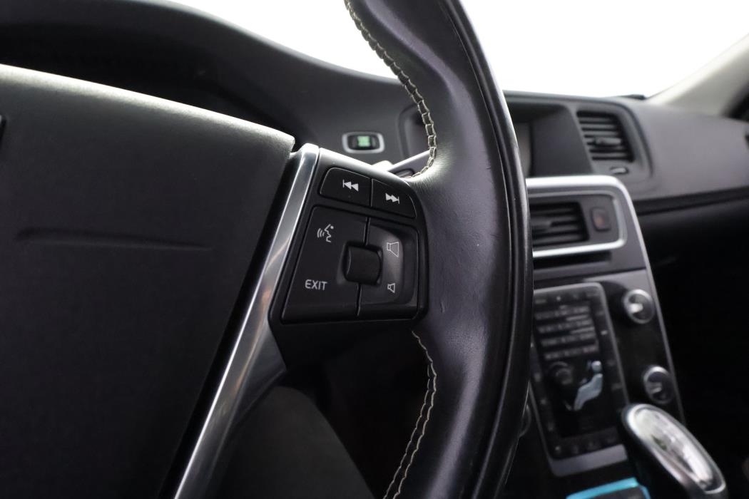 VOLVO V60 2013