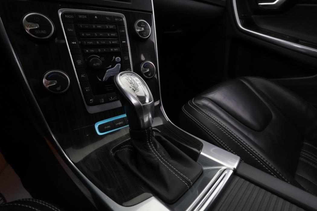 VOLVO V60 2013