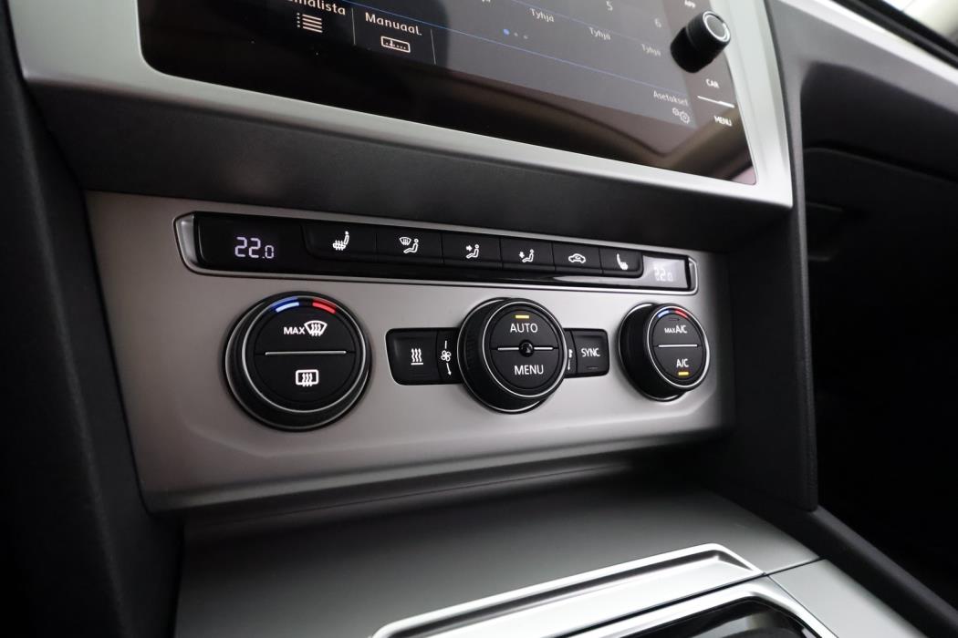 VOLKSWAGEN Passat 2019