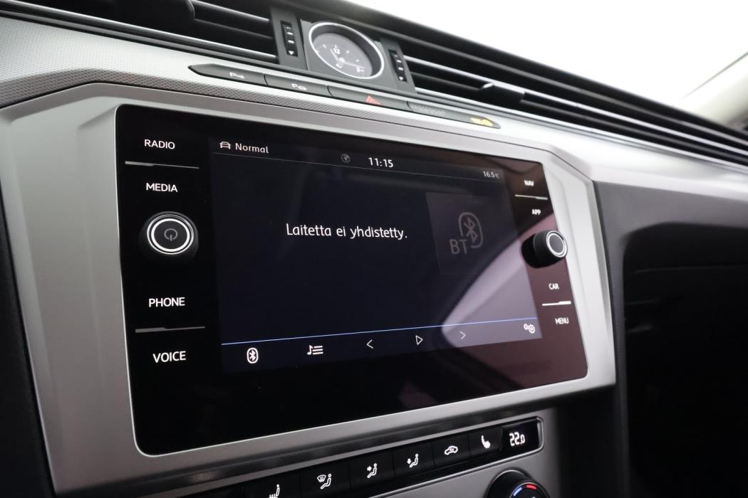 VOLKSWAGEN Passat 2019