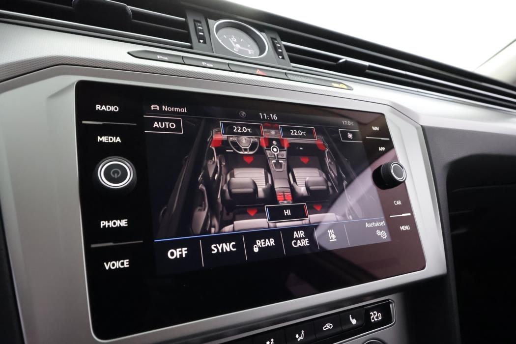 VOLKSWAGEN Passat 2019