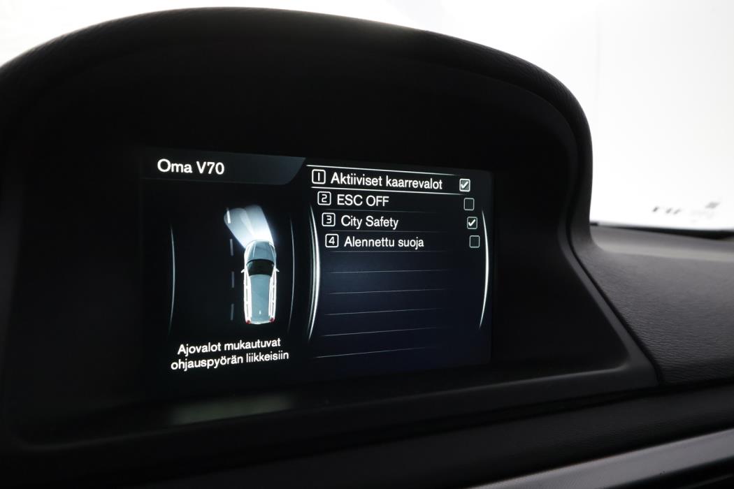 VOLVO V70 2016