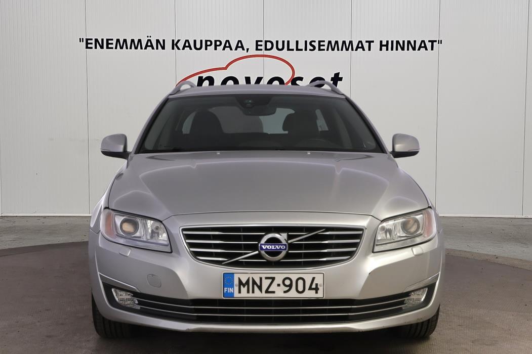 VOLVO V70 2016