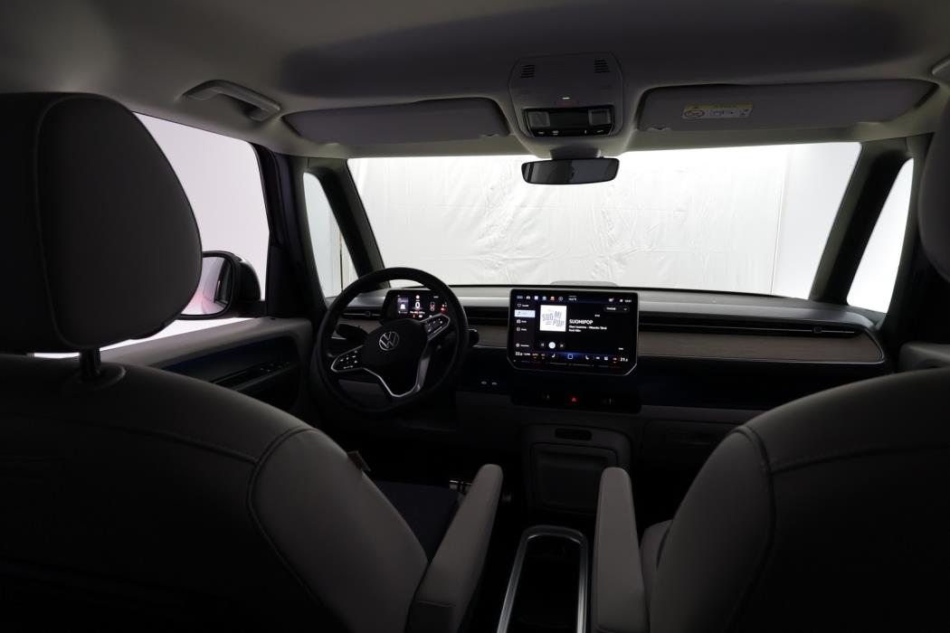 VOLKSWAGEN ID.BUZZ 2025