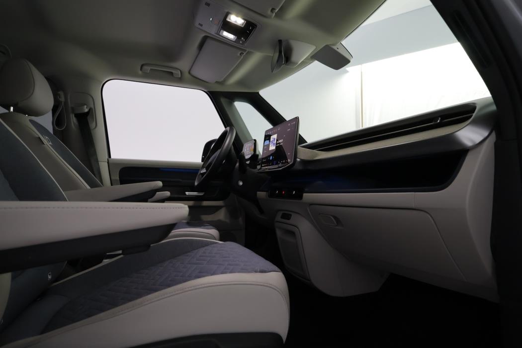 VOLKSWAGEN ID.BUZZ 2025