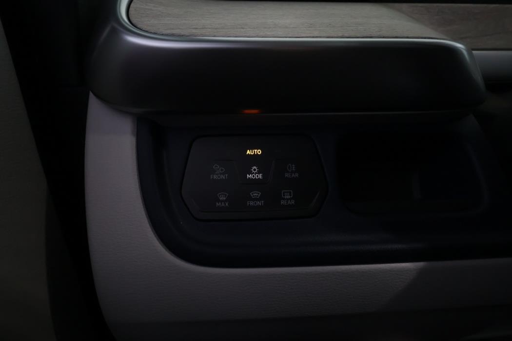 VOLKSWAGEN ID.BUZZ 2025