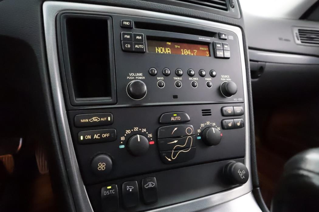 VOLVO V70 2006