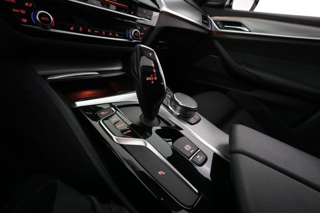 BMW 520 2018