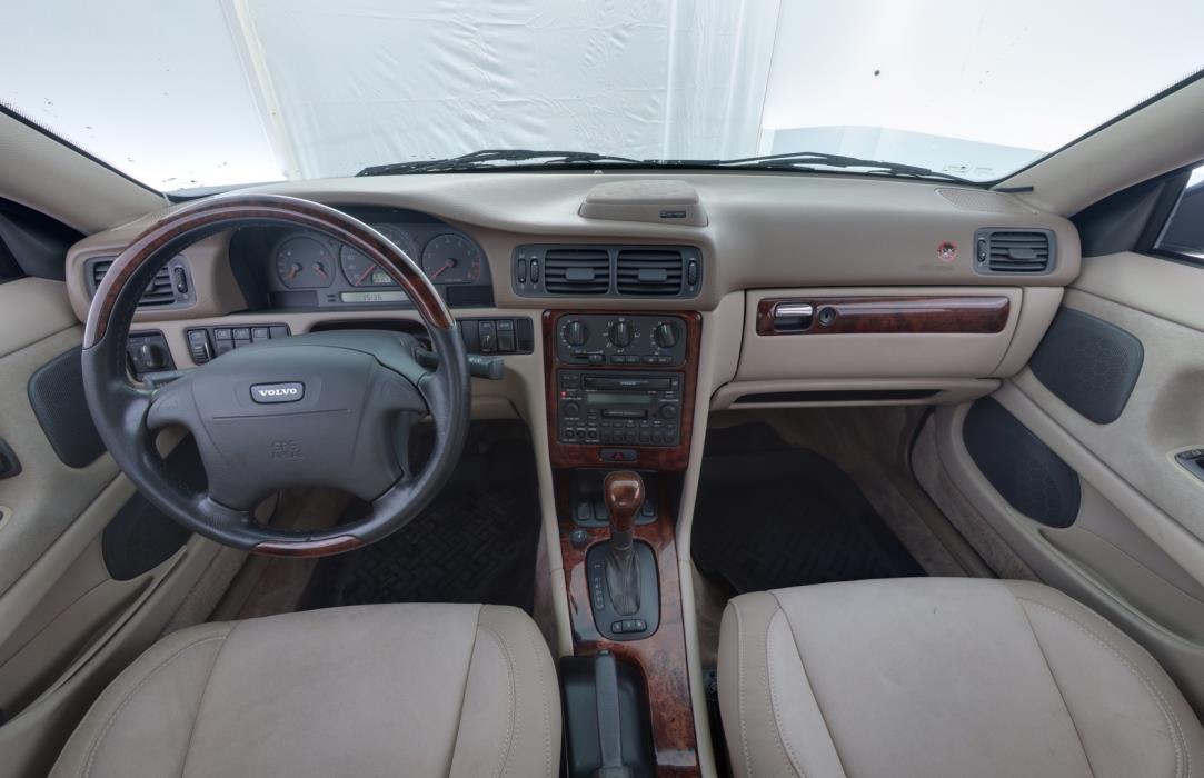 VOLVO C70 1998