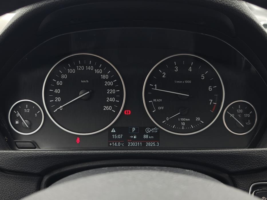 BMW 320 2014