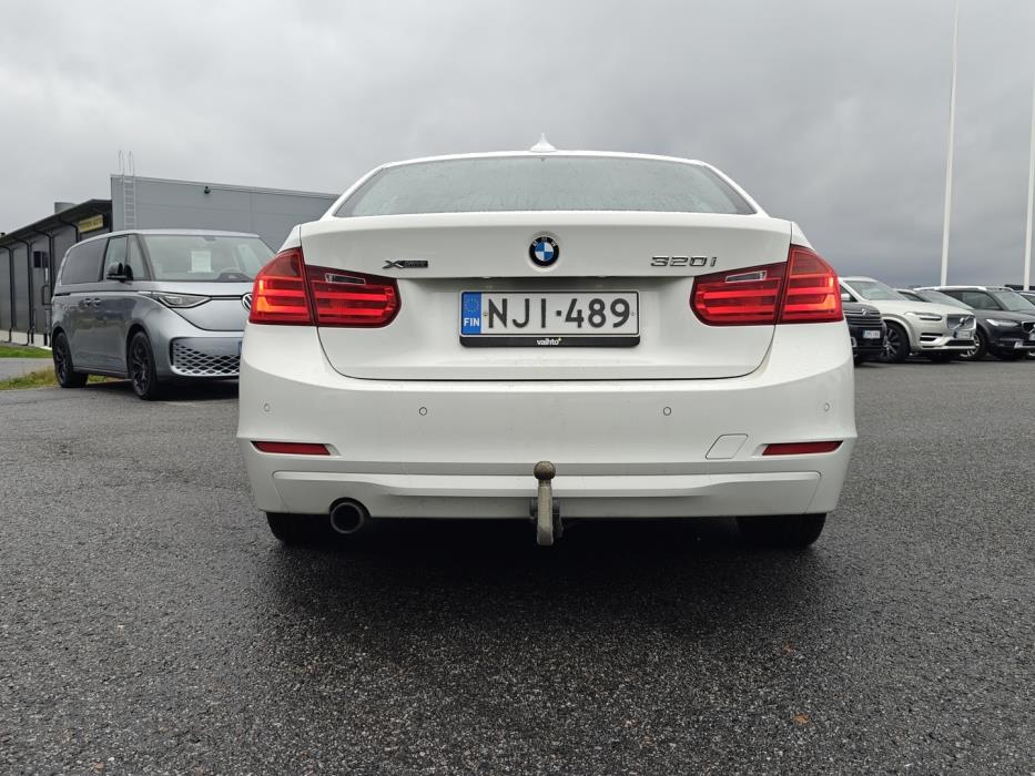 BMW 320 2014