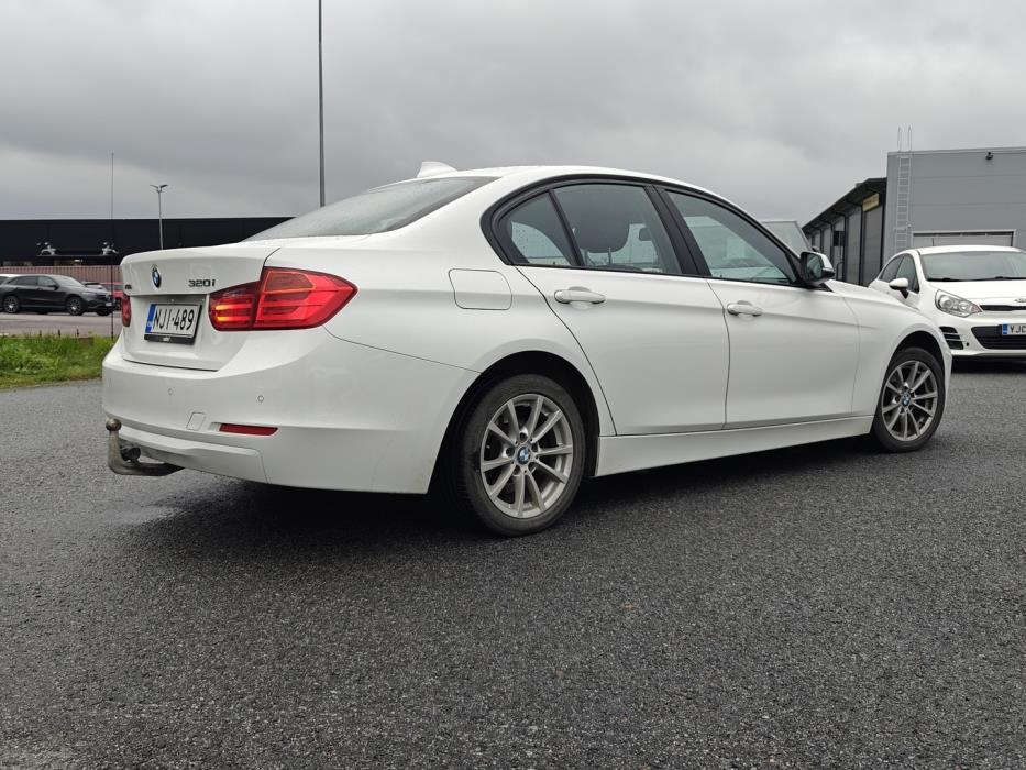 BMW 320 2014
