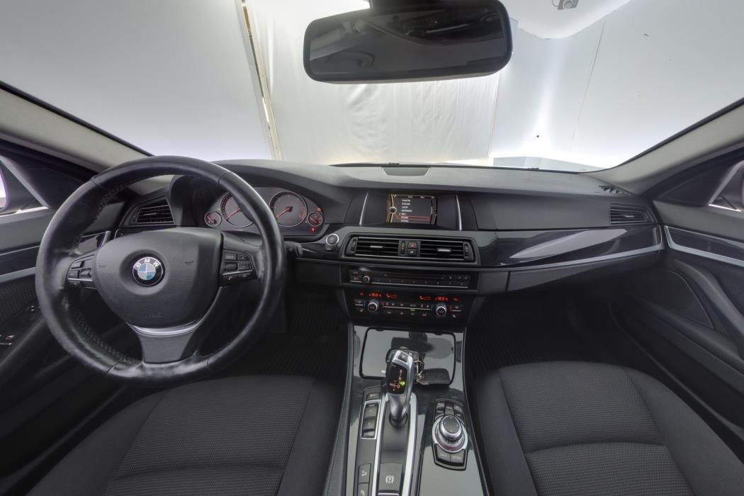 BMW 520 2013