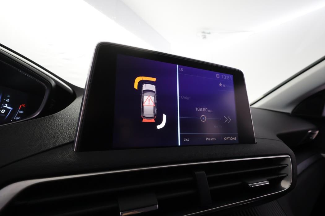 PEUGEOT 3008 2017