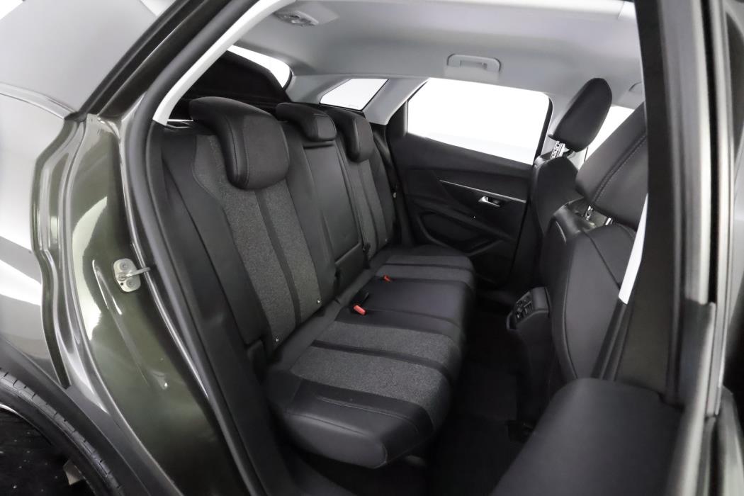 PEUGEOT 3008 2017