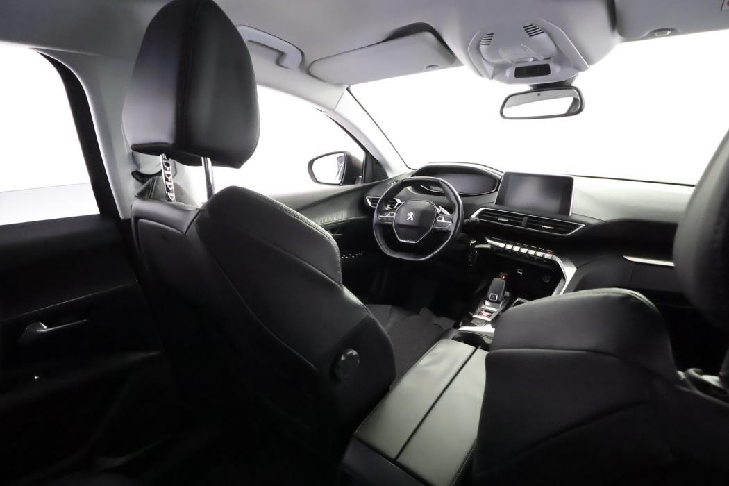 PEUGEOT 3008 2017
