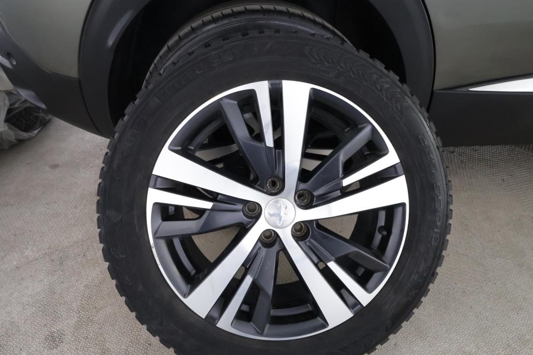 PEUGEOT 3008 2017