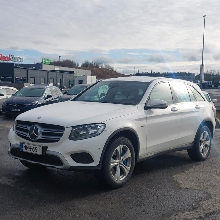 MERCEDES-BENZ GLC 2018