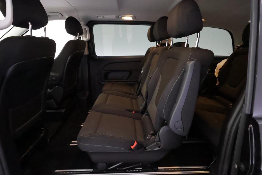 MERCEDES-BENZ V 2016