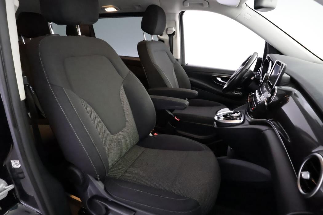 MERCEDES-BENZ V 2016