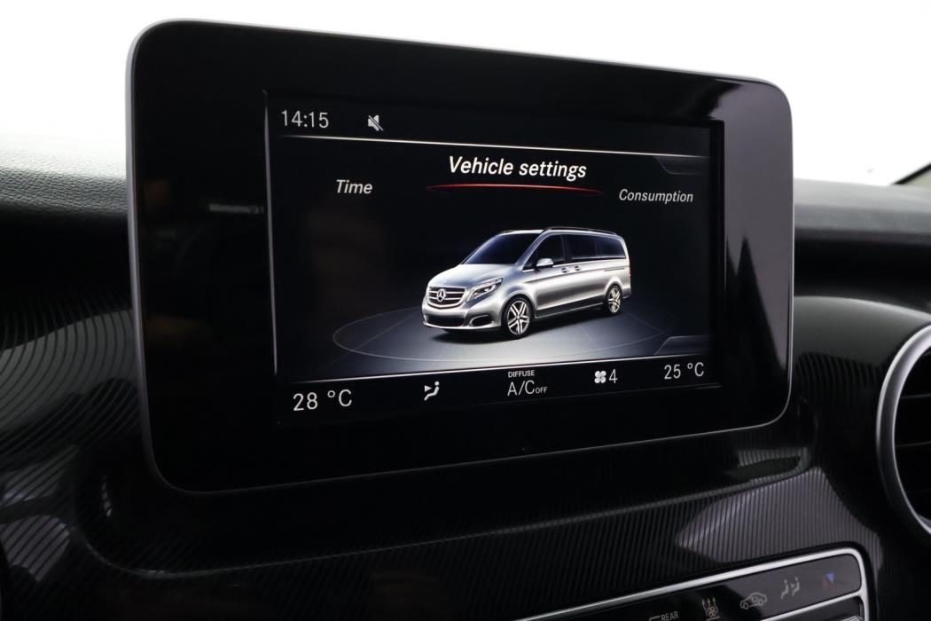 MERCEDES-BENZ V 2016