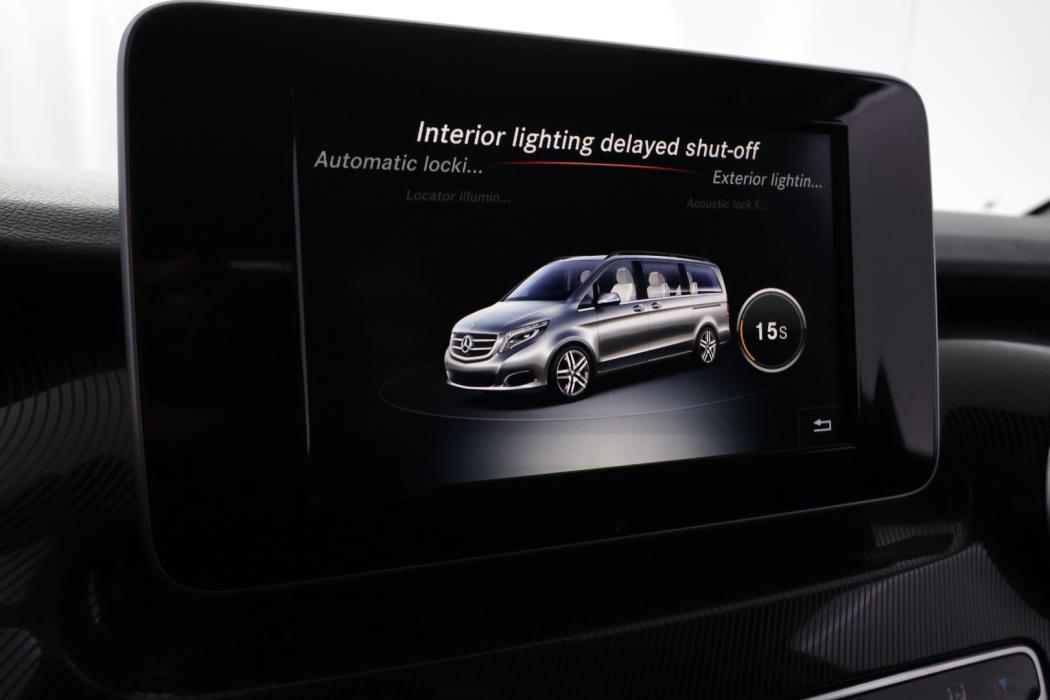 MERCEDES-BENZ V 2016