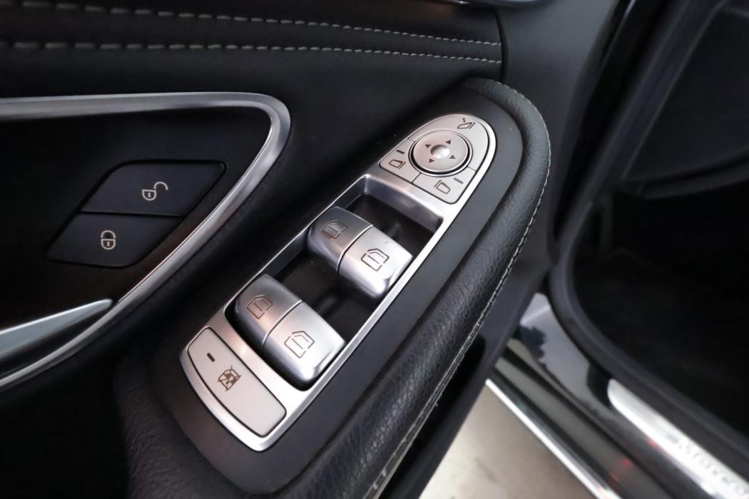 MERCEDES-BENZ C 2015