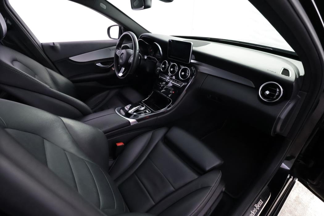MERCEDES-BENZ C 2015