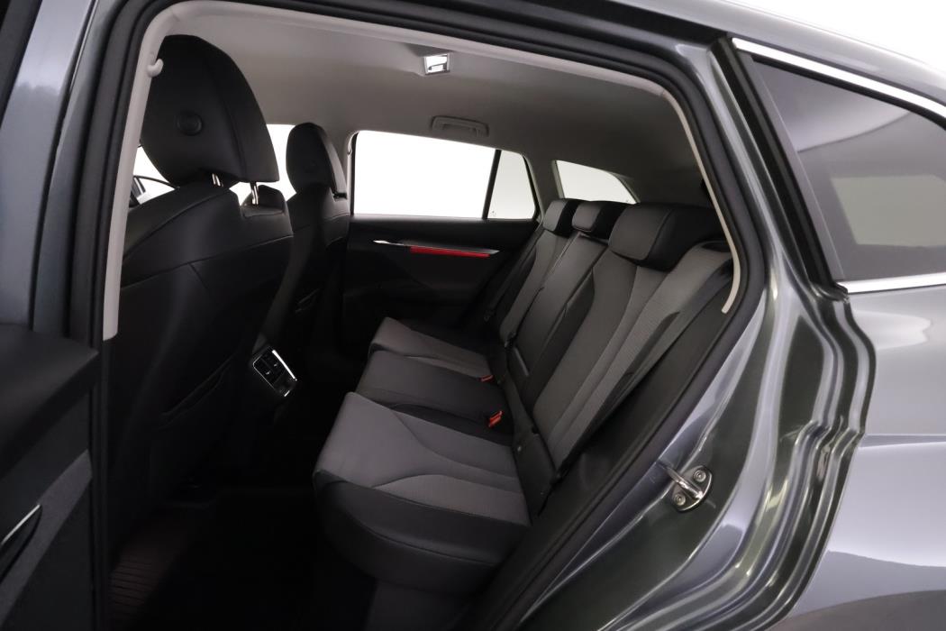 SKODA Enyaq 2023