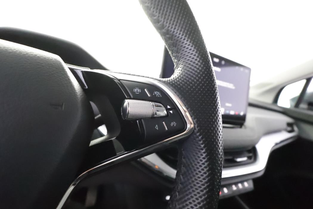 SKODA Enyaq 2023