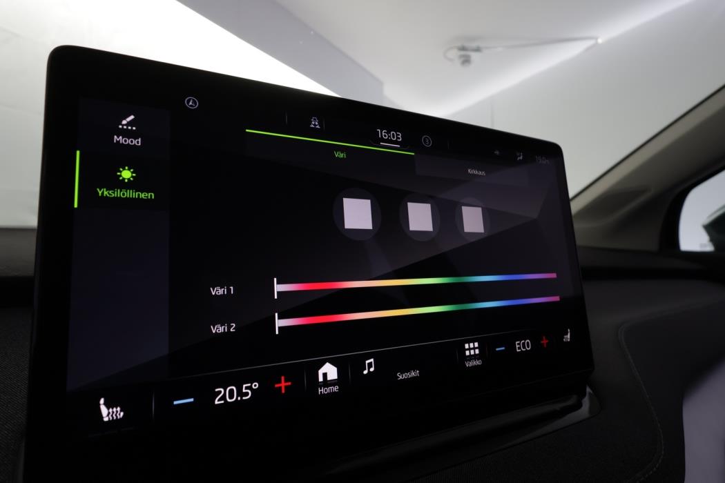 SKODA Enyaq 2023