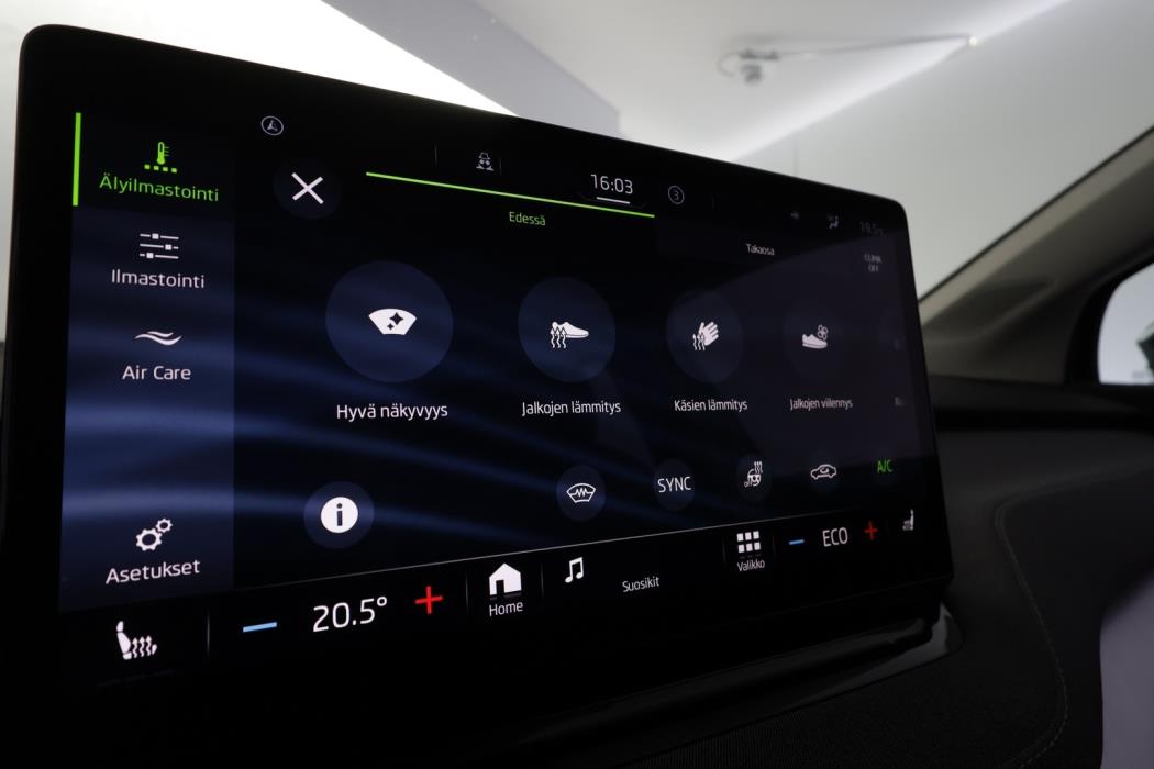 SKODA Enyaq 2023