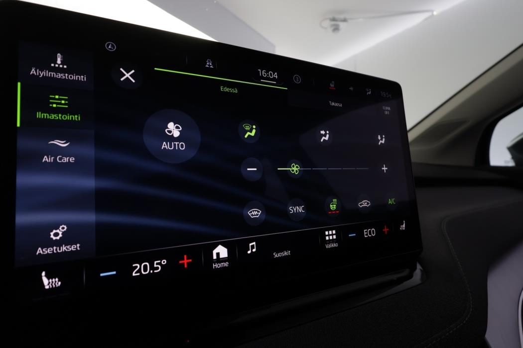 SKODA Enyaq 2023