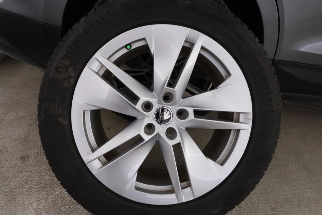 SKODA Enyaq 2023